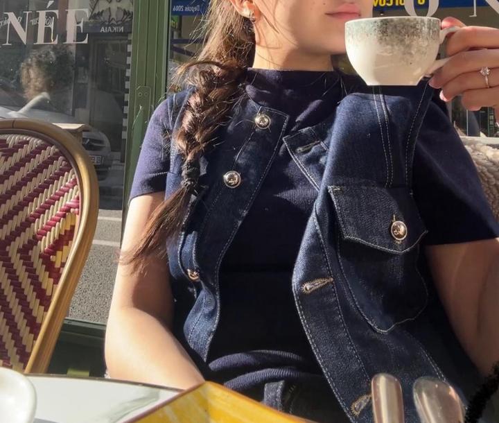 Джинсовый Жилет от Zara