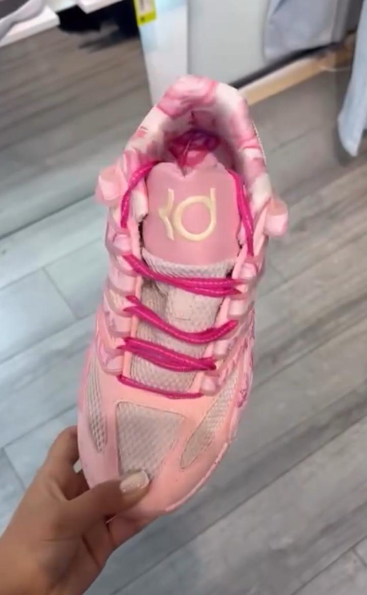 Nike Kd 18 нежно розовые