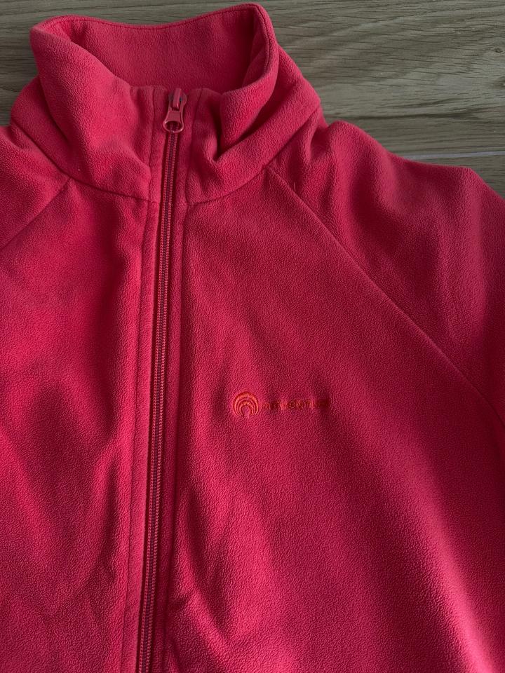 Спортивная кофта теплая