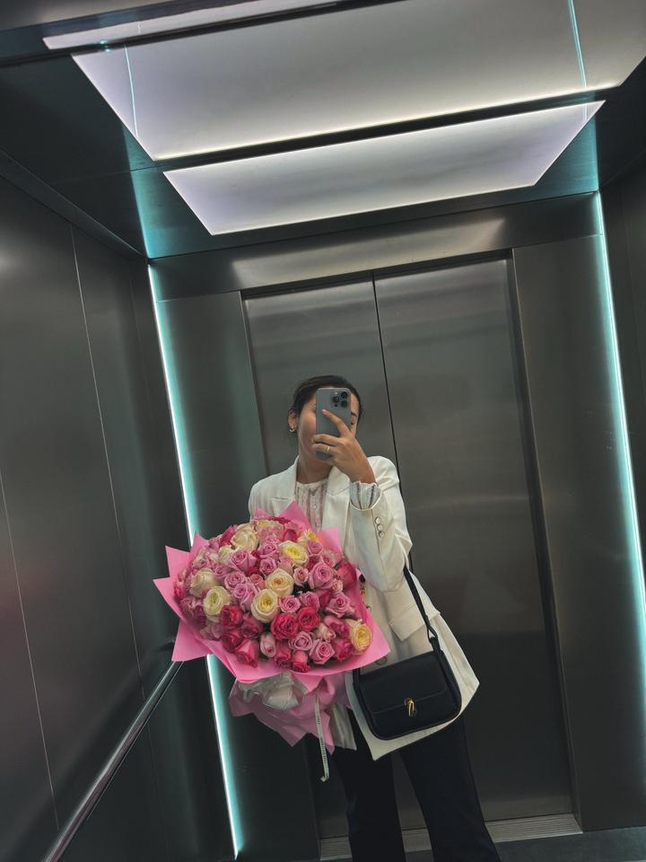 Белый пиджак сатылады