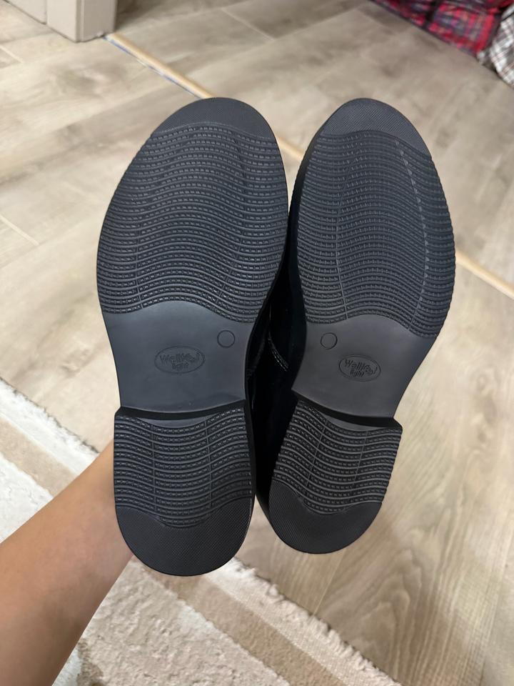 Броги Sara Kent