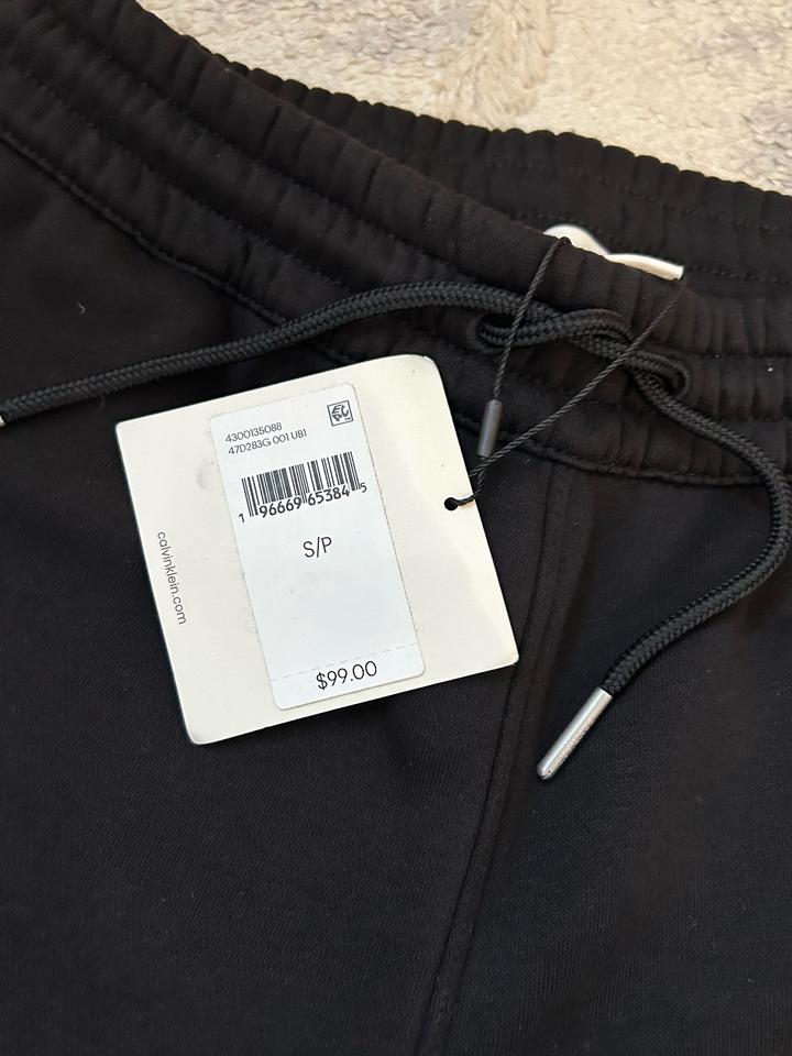 Продам новые штаны от Calvin Klein на флисе
