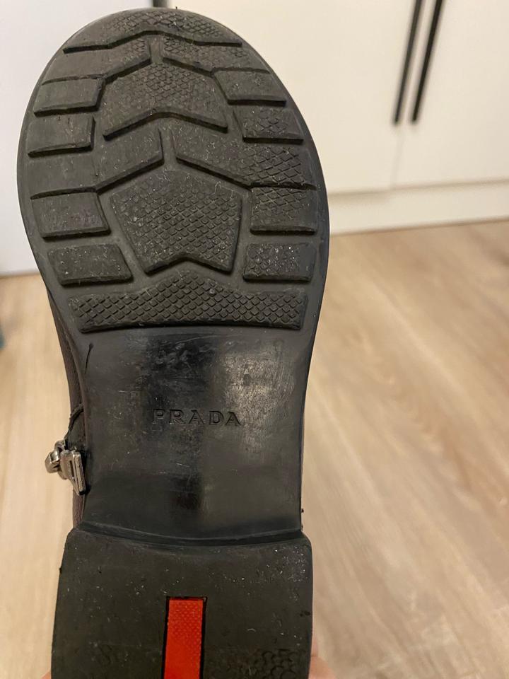 Детские сапоги Прада