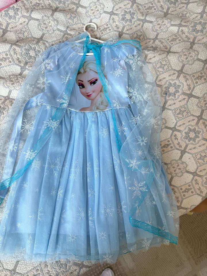 Платье Эльзы на 5 лет