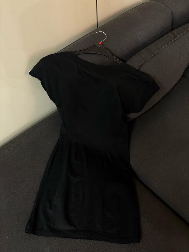 Черное платье Calvin klein