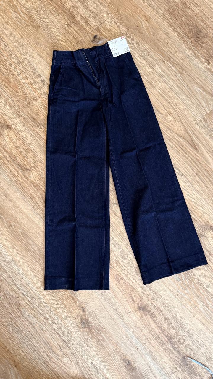 Джинсы UNIQLO, новые с этикеткой