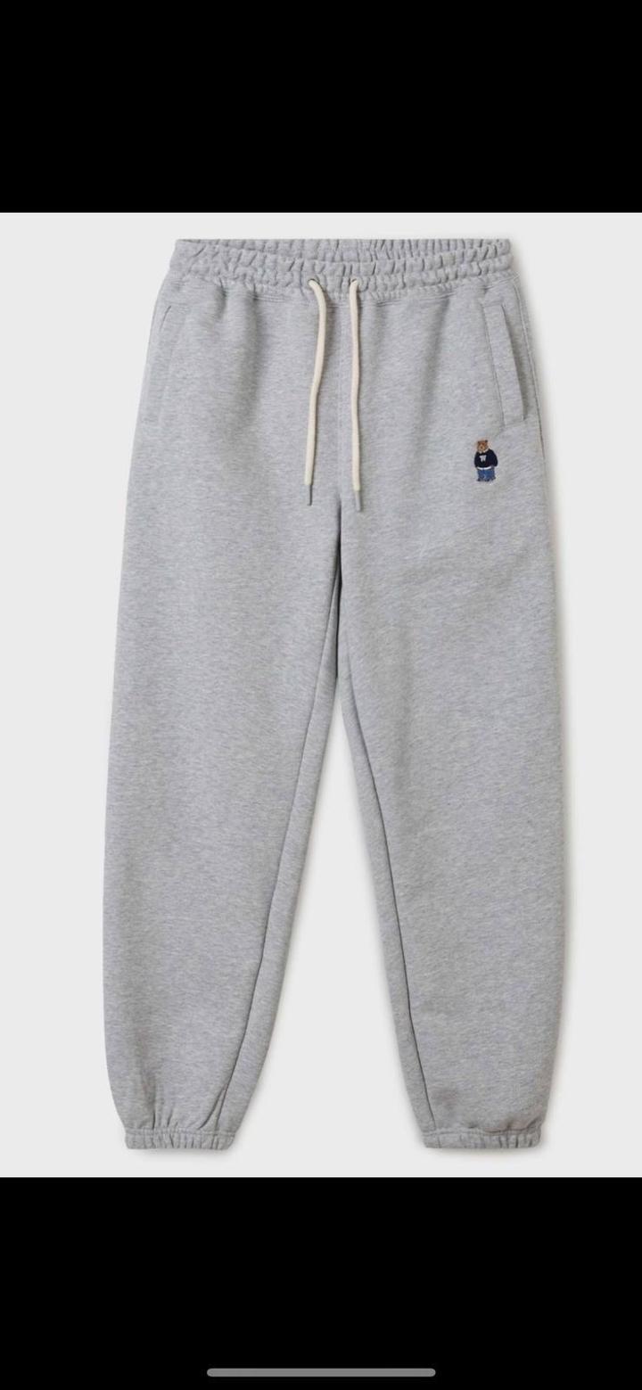 Спортивный костюм от WHO A U