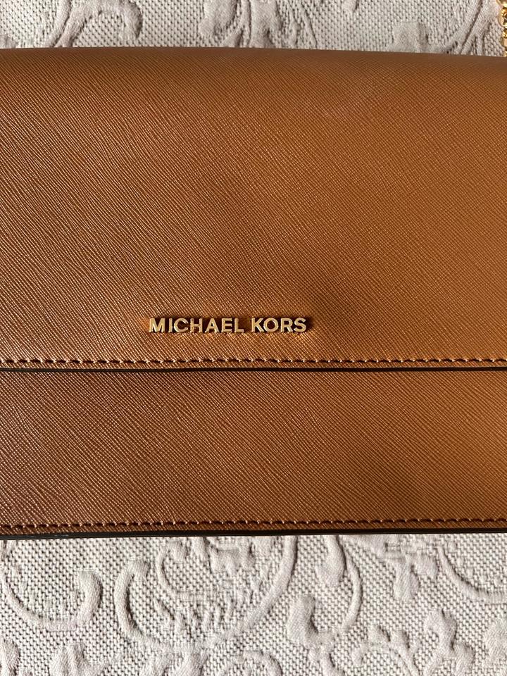 Сумочка через плечо Michael Kors