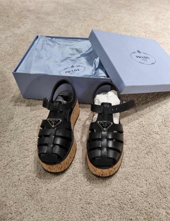 Prada сандали