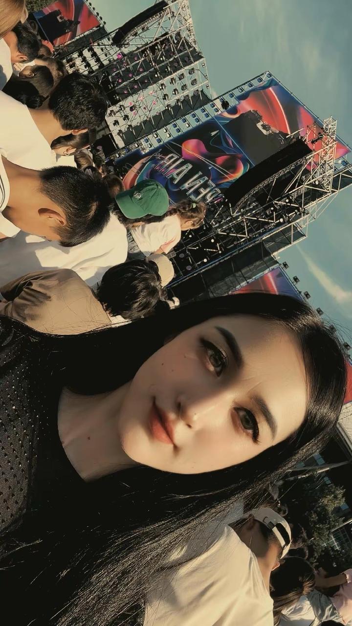 Боди со стразами