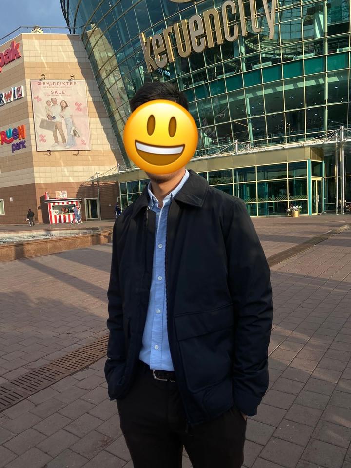 Продам мужскую ветровку Massimo Dutti