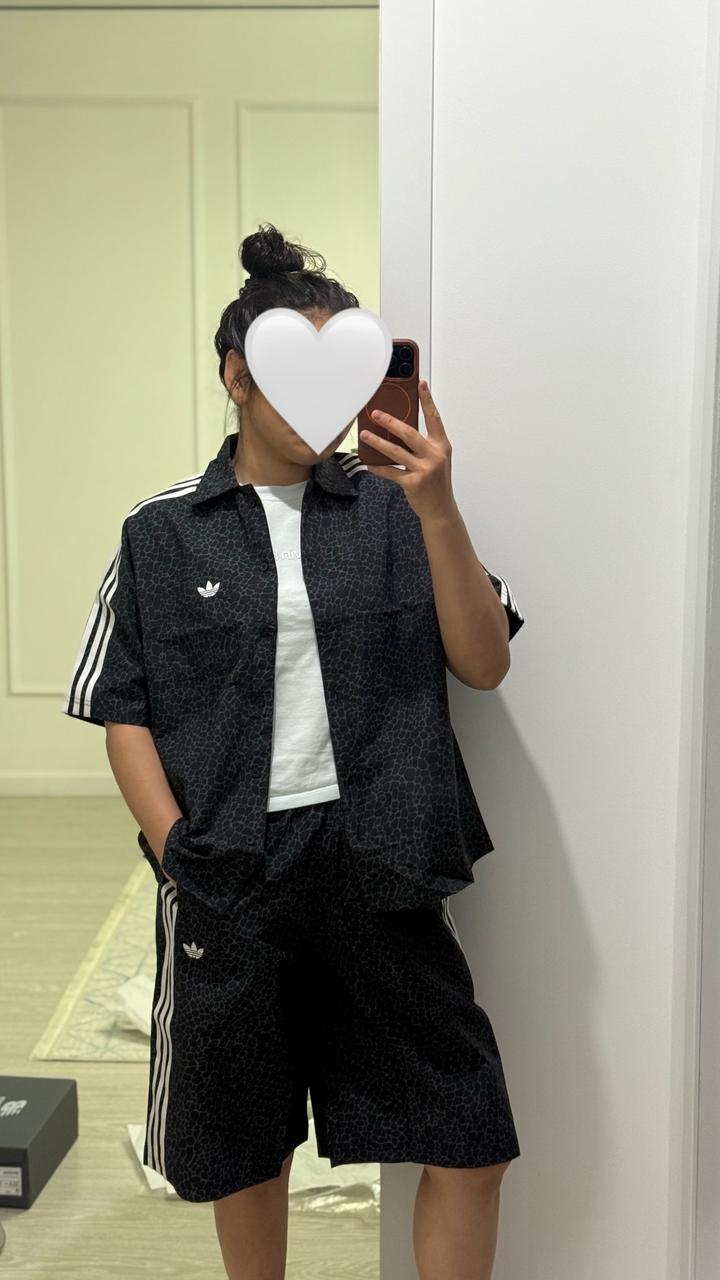 Adidas original AOP Parachute