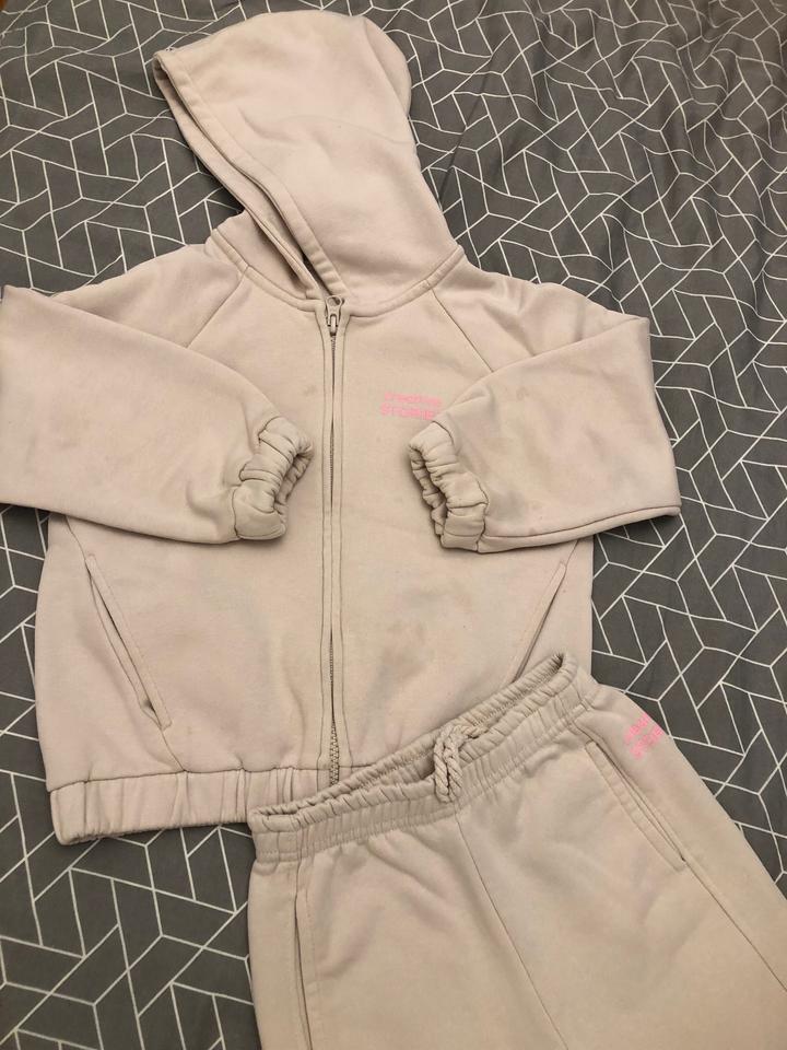Спортивный костюм Zara бежевый 5 лет 110 см