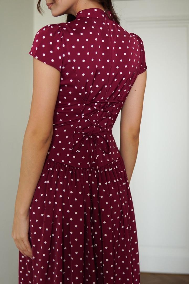 Красное платье с завязками новое