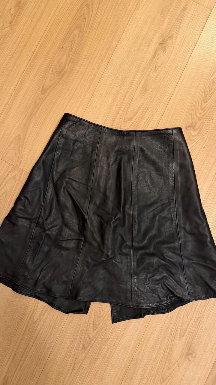 Кожаная юбка