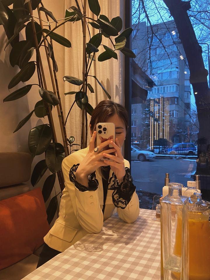 Черная блузка