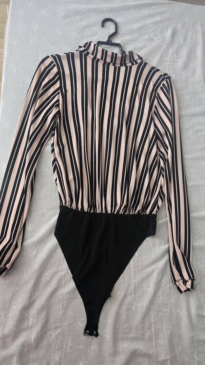 Рубашка- боди Bershka XS