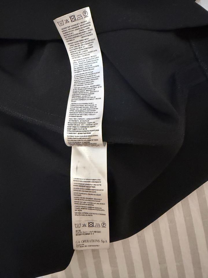 Черное платье Armani Exchange (Италия)