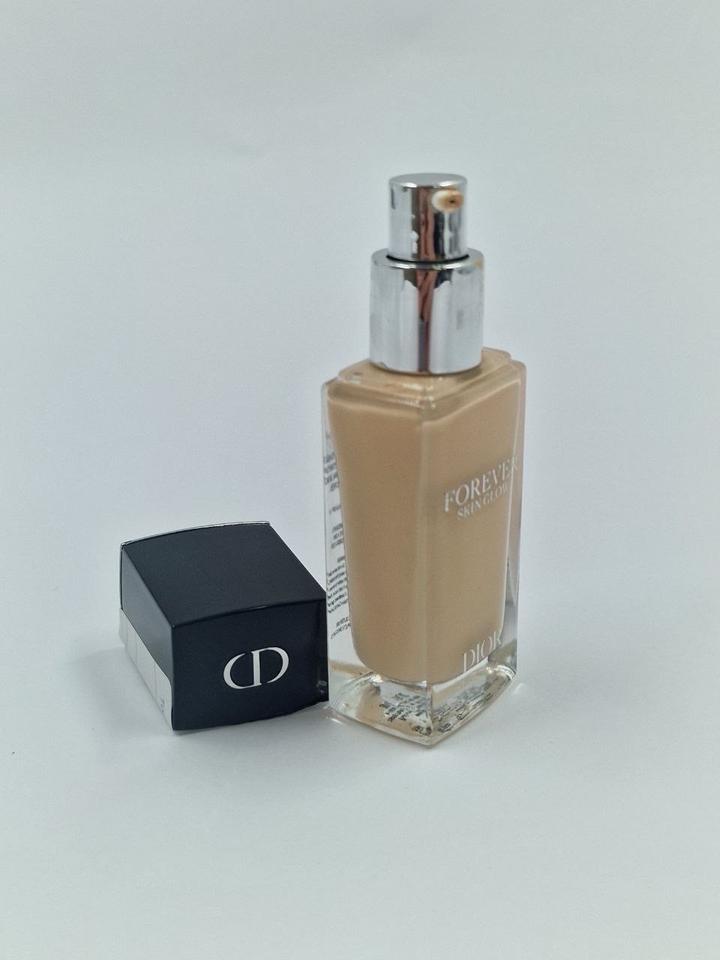 Тоналка Dior