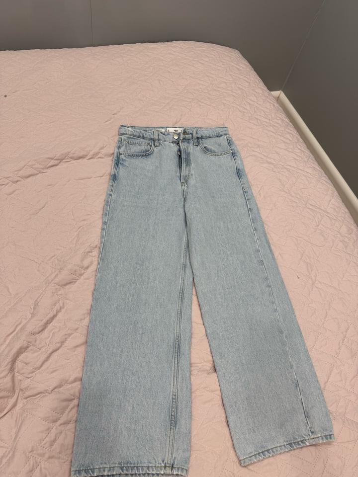 Джинсы Mango (36)