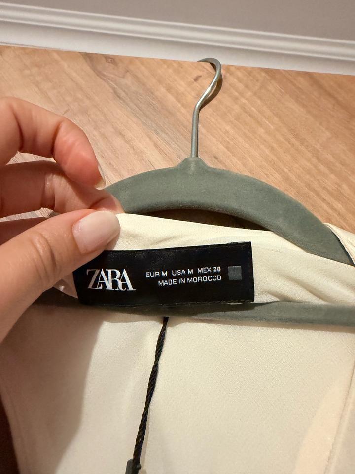Платье Zara платье в пол, открыта спина