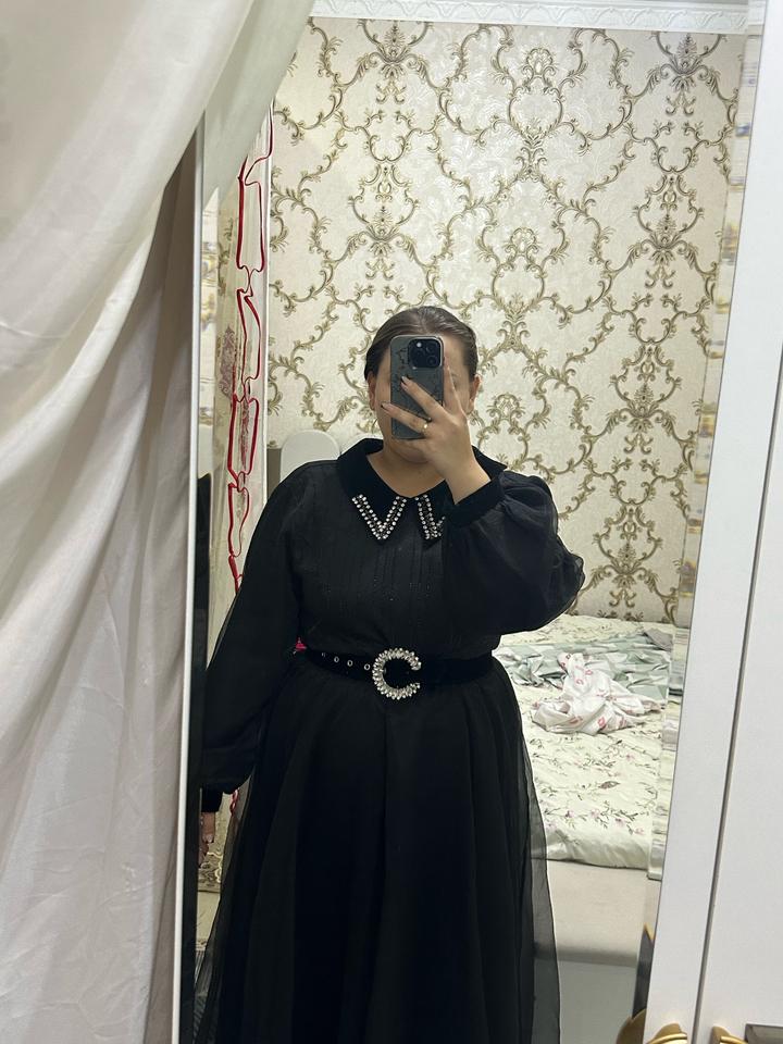 Элегантное чёрное платье
