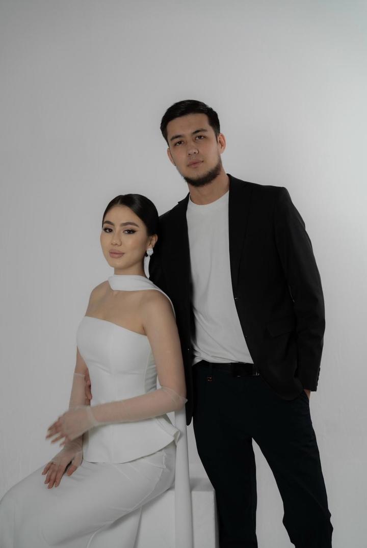 Белая двойка