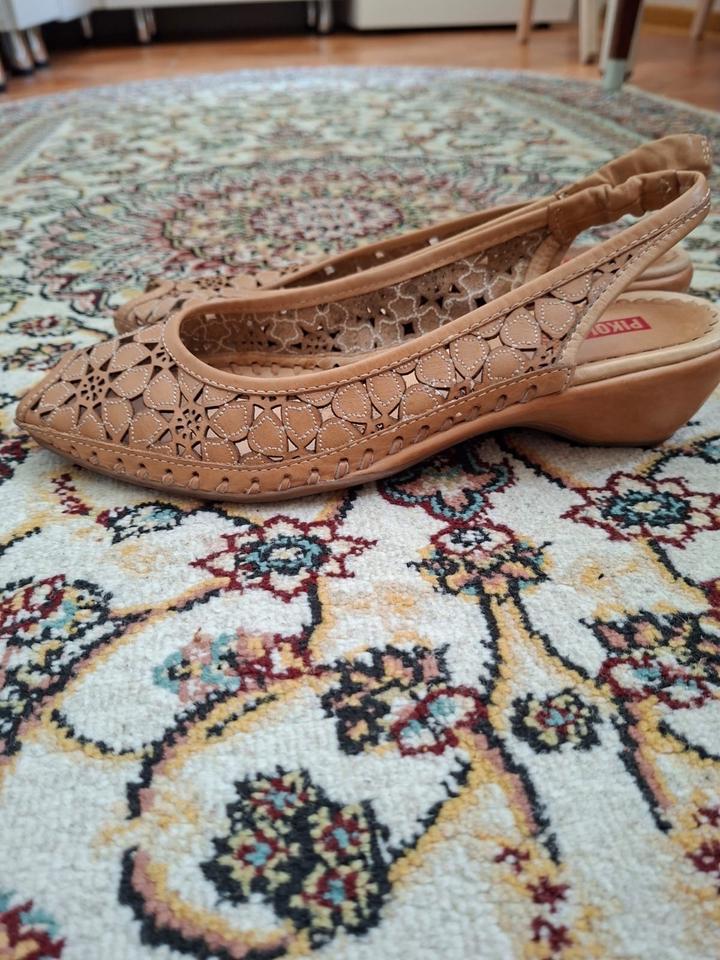 Продам кожаные босоножки Pikolinos,р.41.Испания.