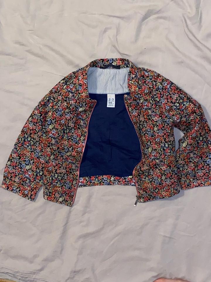 Ветровка Zara Kids для девочки в цветочек