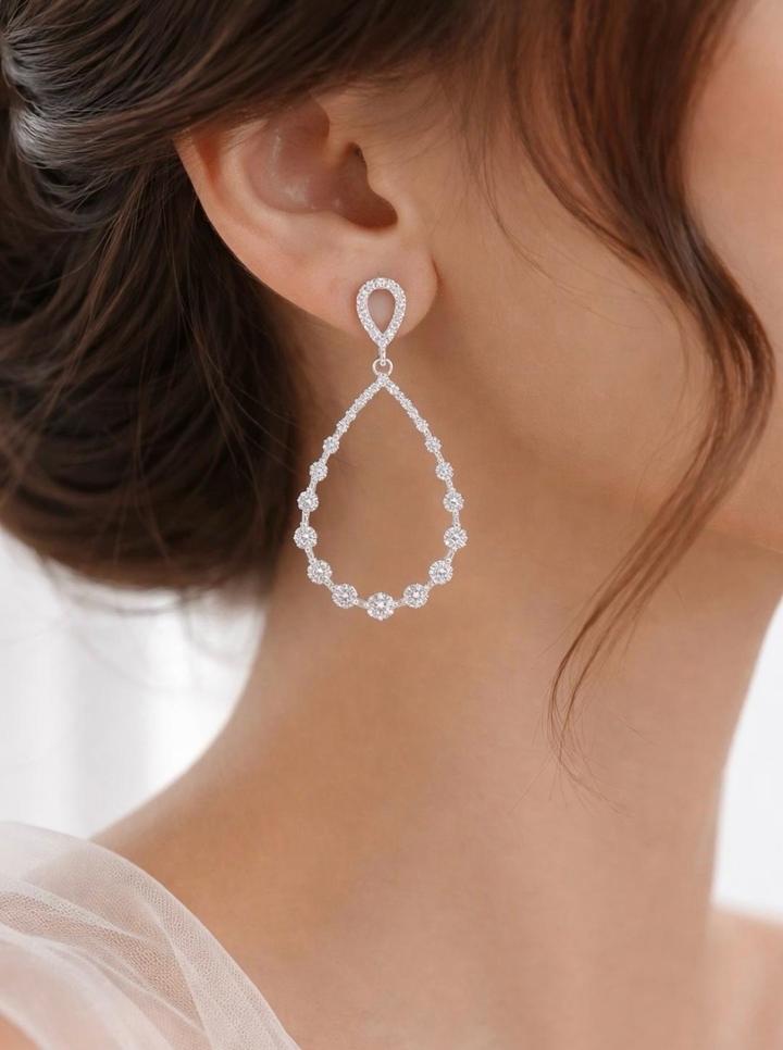 Новые, нарядные серьги