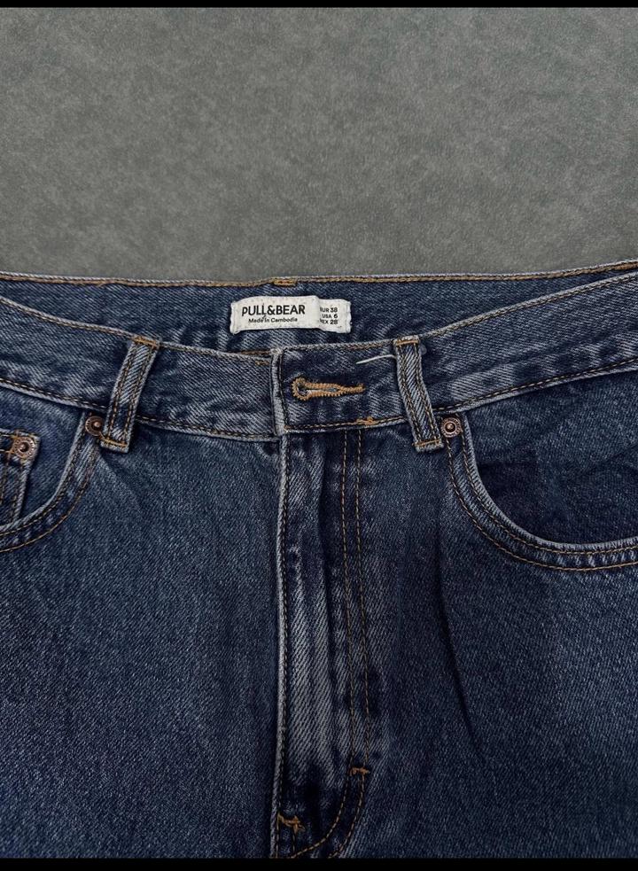 Джинсы MOMs Pull&Bear