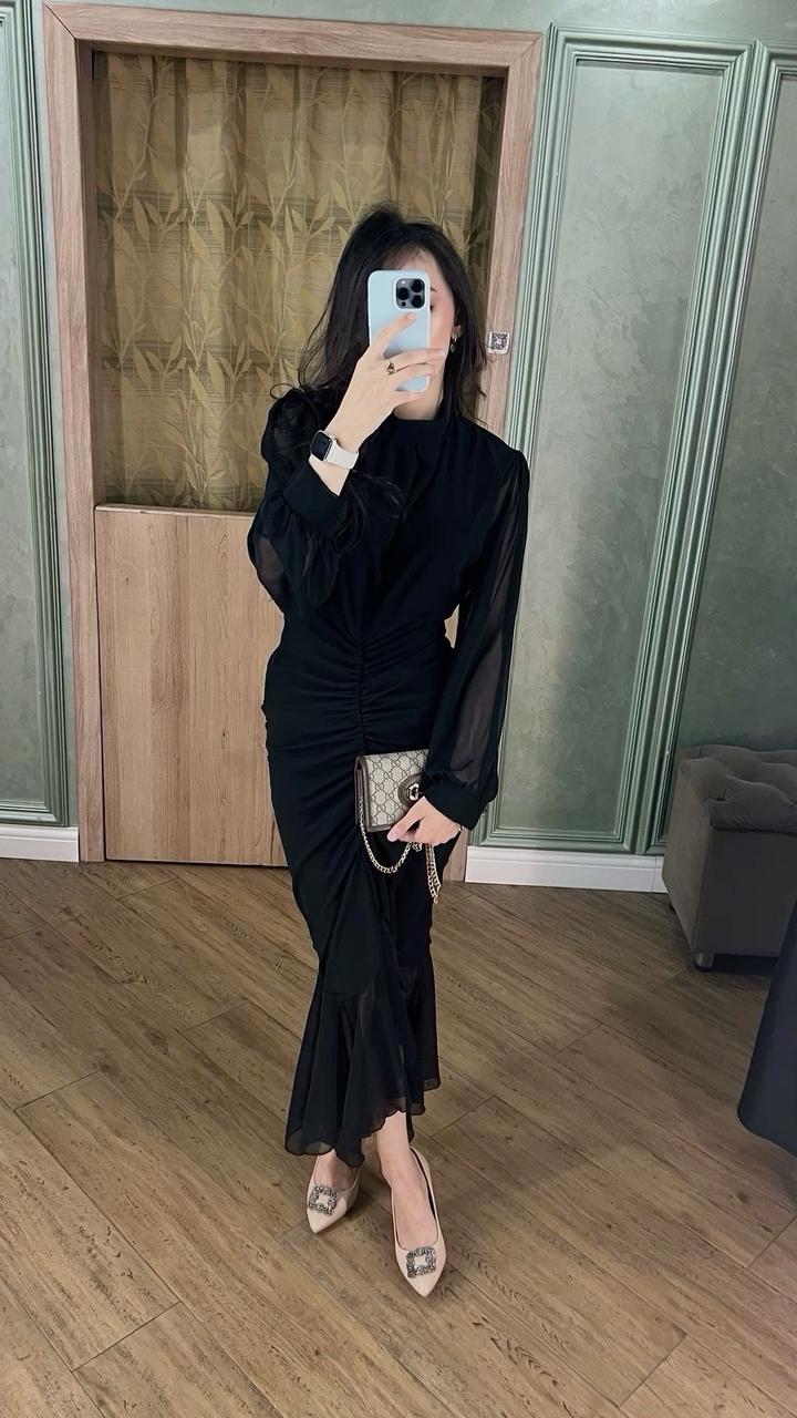 Черное платье