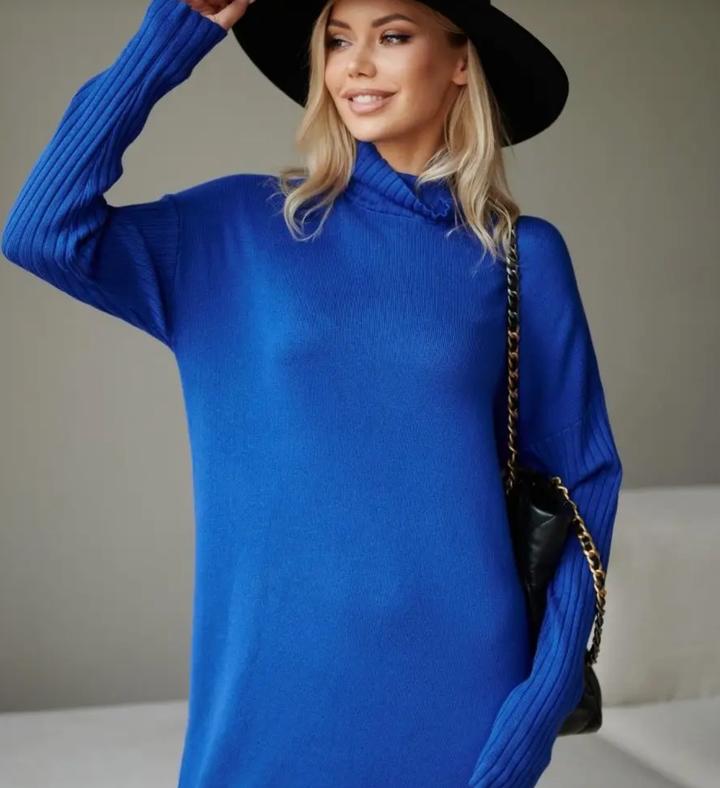 Платье-свитер с длинным рукавом