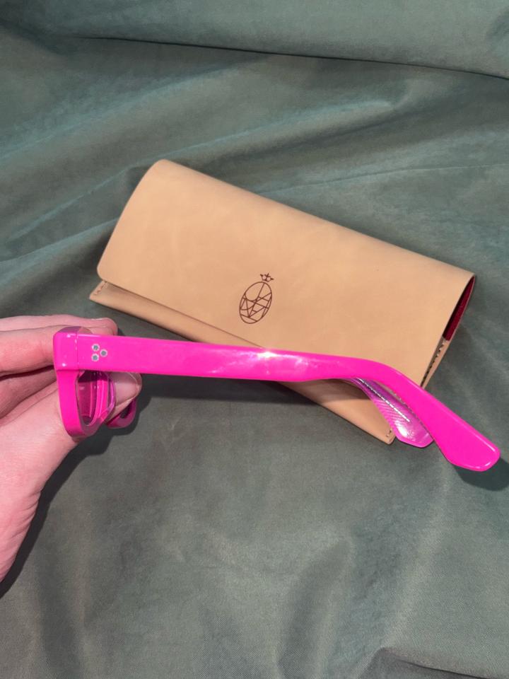 Очки солнцезащитные