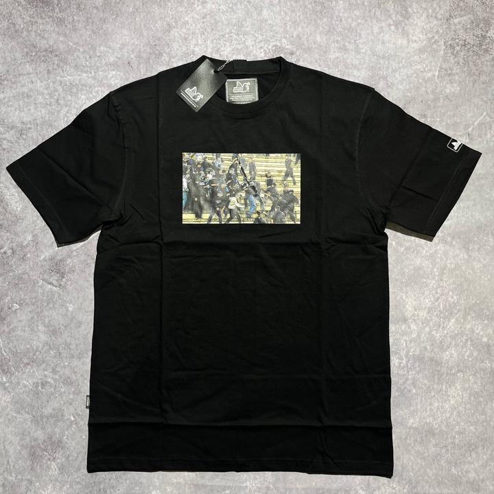 Футболка Peaceful Hooligan