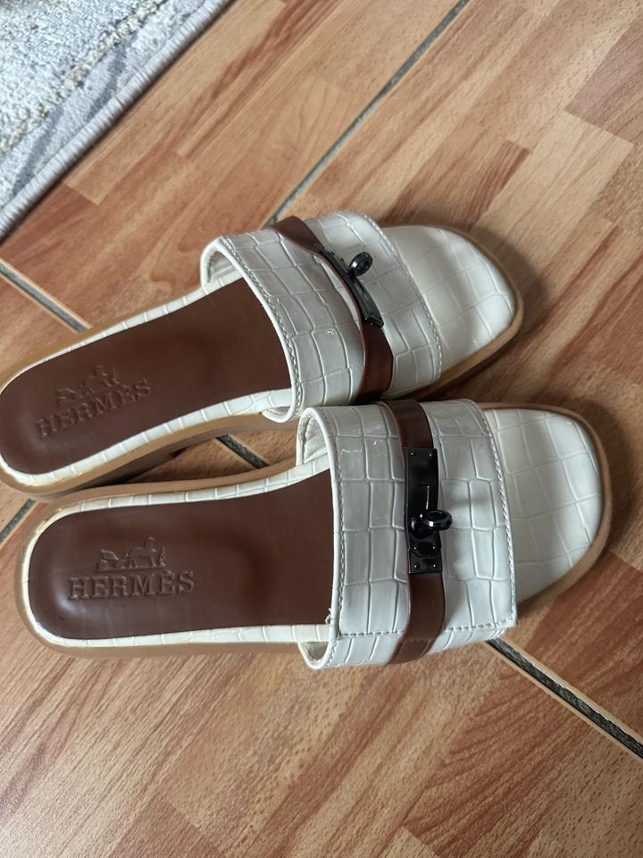 Шлепанцы Hermes