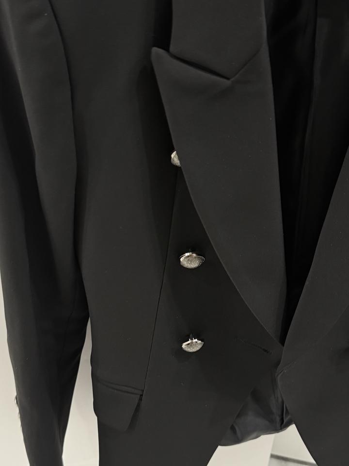 Пиджак черный