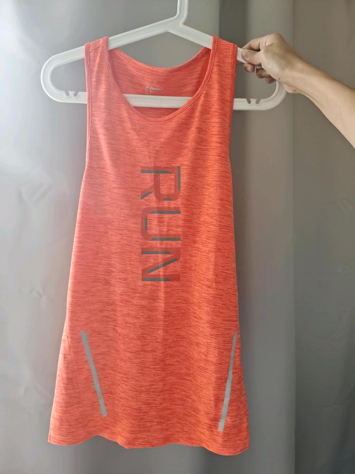 Майка для спорта Demix. Размер S