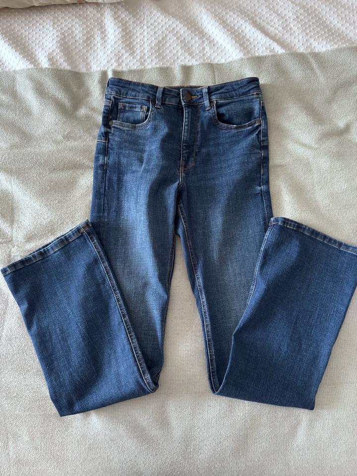 Джинсы Zara