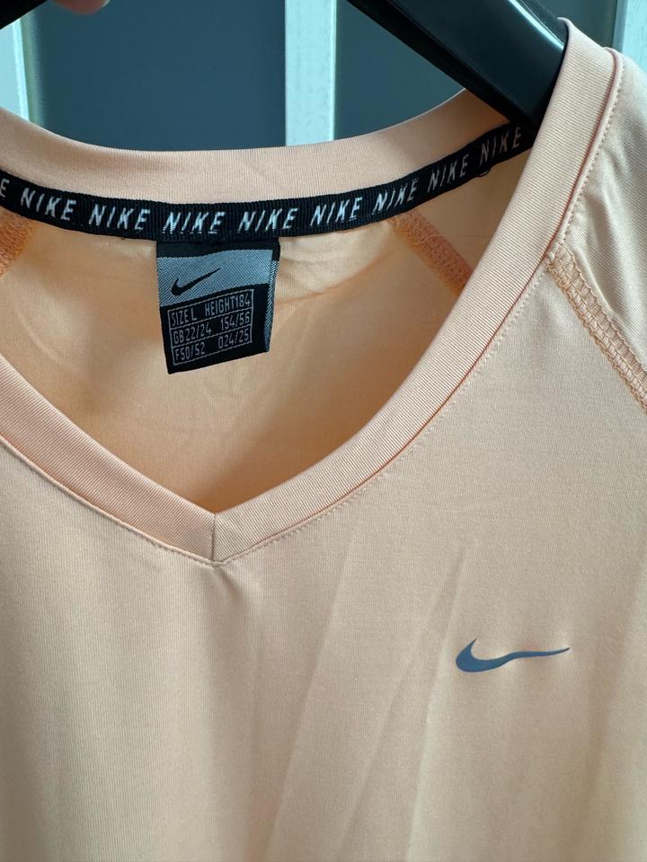 Футболка Nike