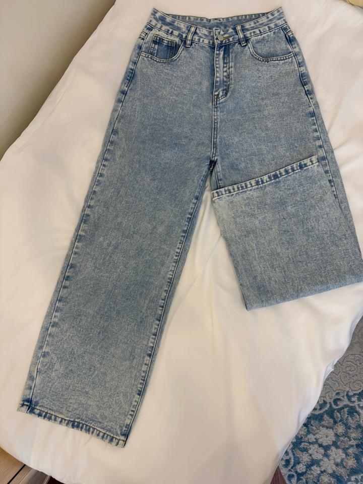 Джинсы голубые