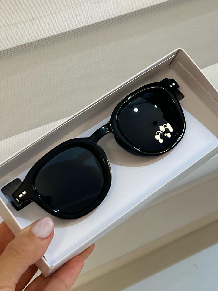 Uniqlo, новые очки unisex