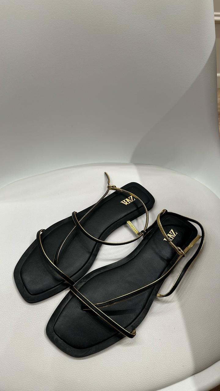 Босоножки Zara