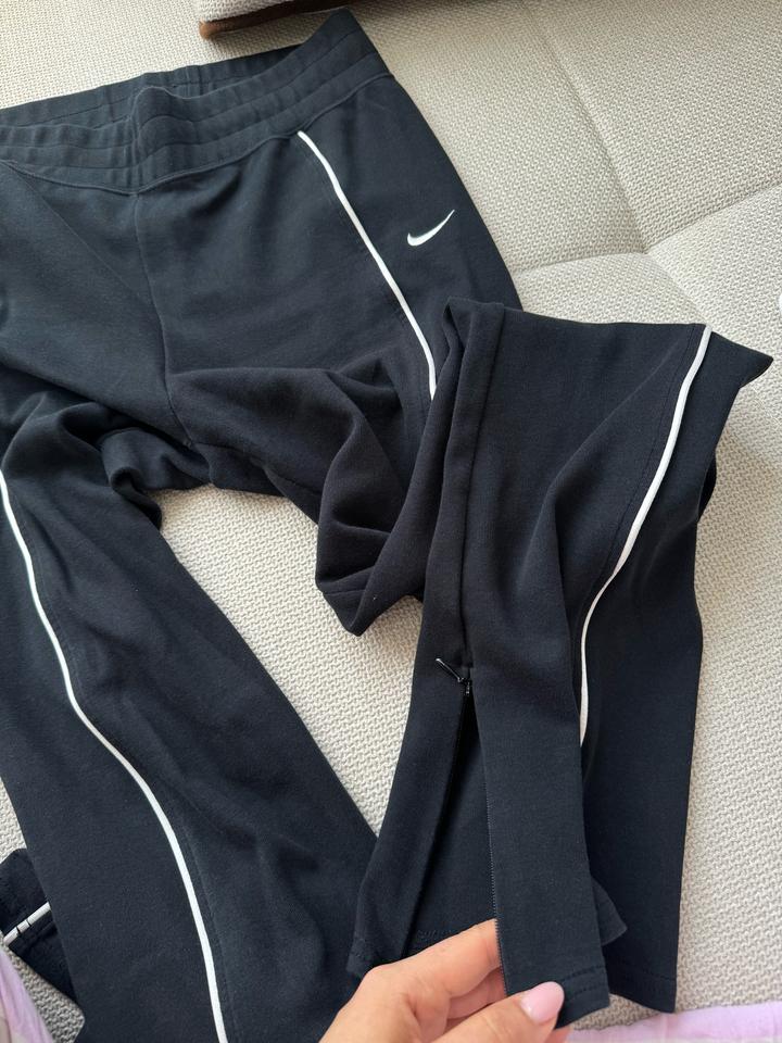 Спортивный комплект Nike