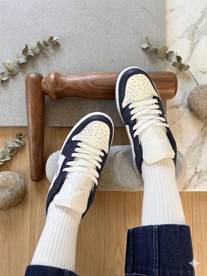 Air Jordan 1