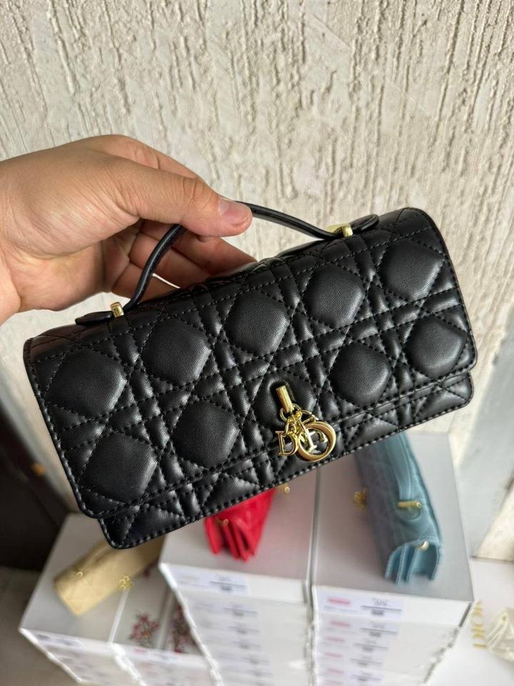 Сумка Dior натуральная кожа
