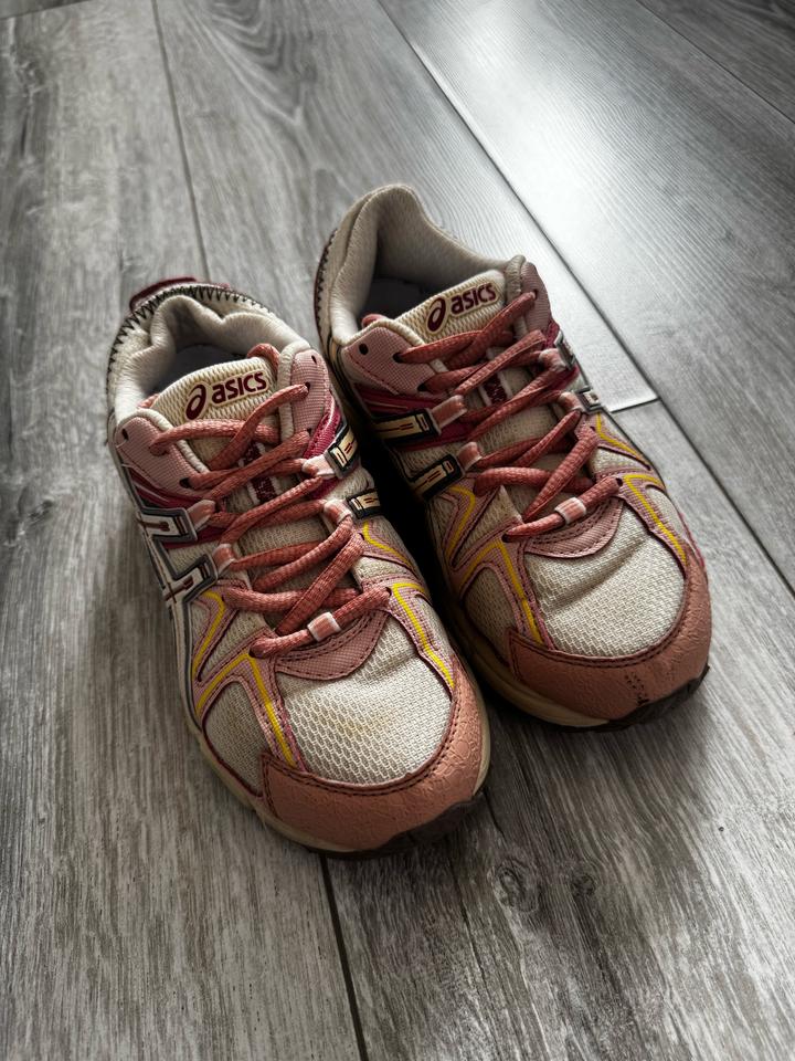 Кроссовки Asics Gel-Kahana 8