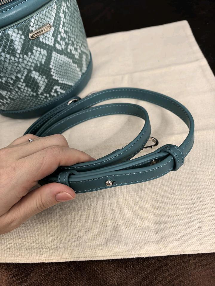 Сумка бочонок David Jones