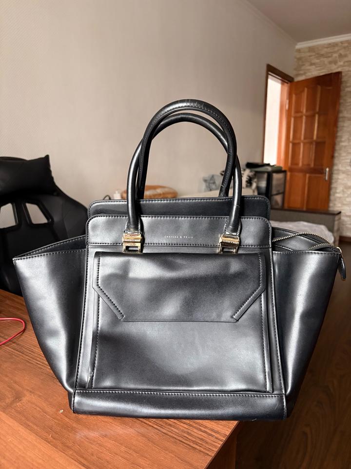 Сумка CHARLES & KEITH