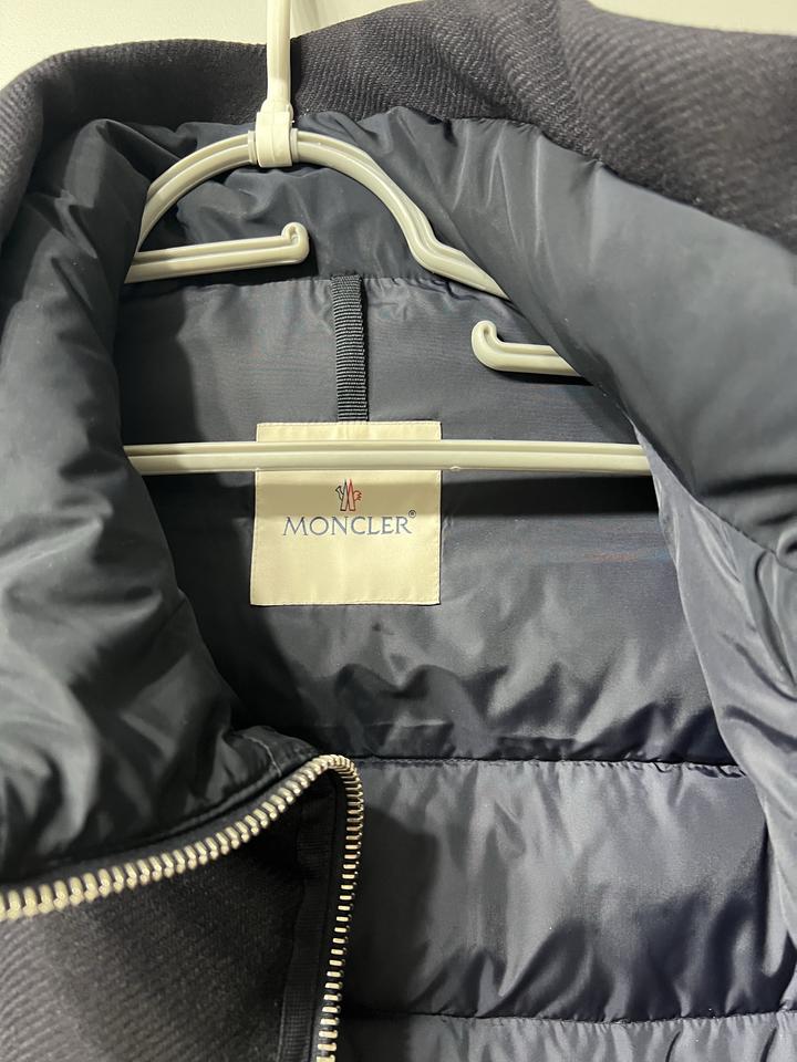 Moncler пуховое пальто